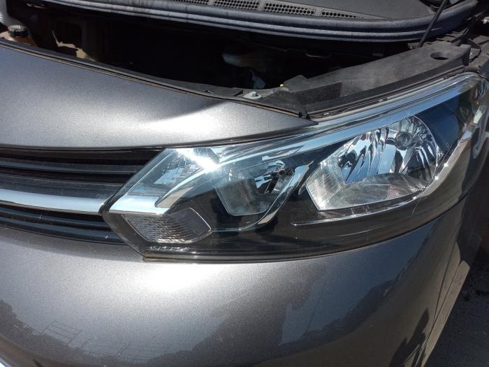 Toyota ProAce 1.6 D-4D 115 16V Worker Sloopvoertuig (2018, Grijs)