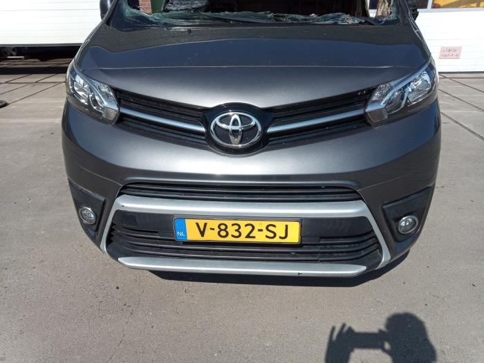 Toyota ProAce 1.6 D-4D 115 16V Worker Sloopvoertuig (2018, Grijs)