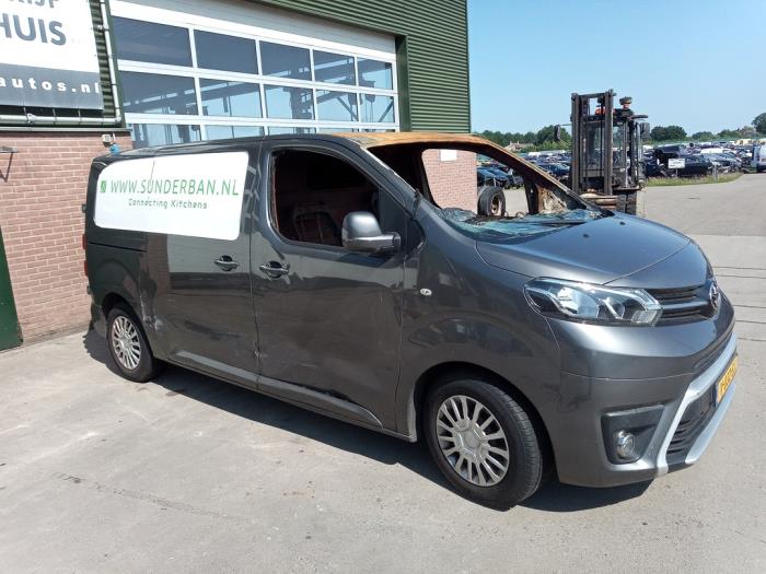 Toyota ProAce 1.6 D-4D 115 16V Worker Sloopvoertuig (2018, Grijs)