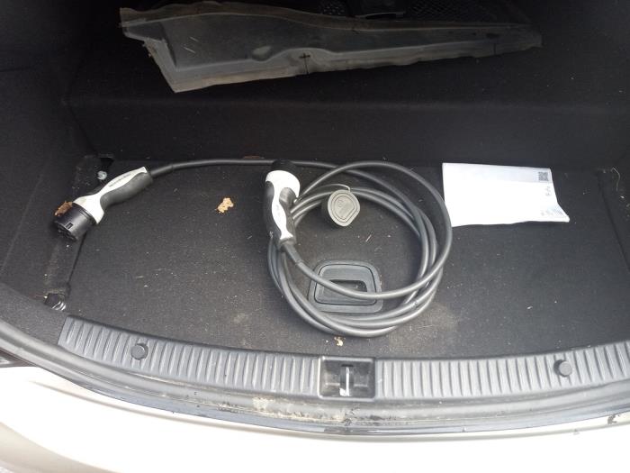 Mercedes C C-300de 2.0 Turbo 16V Sloopvoertuig (2021, Grijs)