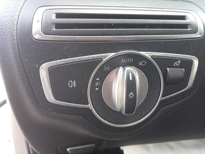 Mercedes C C-300de 2.0 Turbo 16V Sloopvoertuig (2021, Grijs)