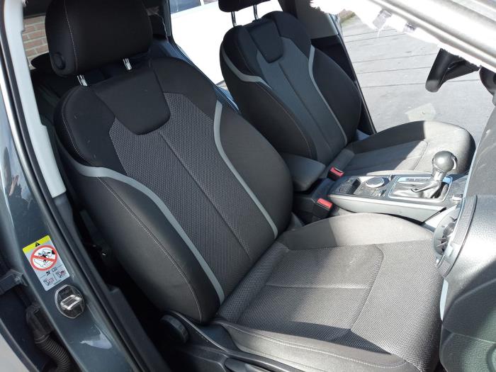 Audi Q2 1.0 30 TFSI 12V Sloopvoertuig (2019, Grijs)