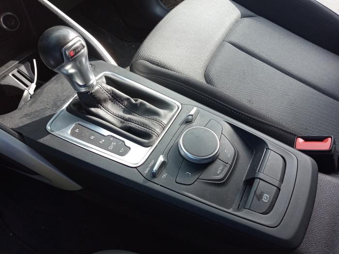 Audi Q2 1.0 30 TFSI 12V Sloopvoertuig (2019, Grijs)