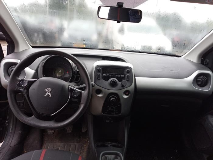 Peugeot 108 1.0 12V Sloopvoertuig (2015, Grijs)