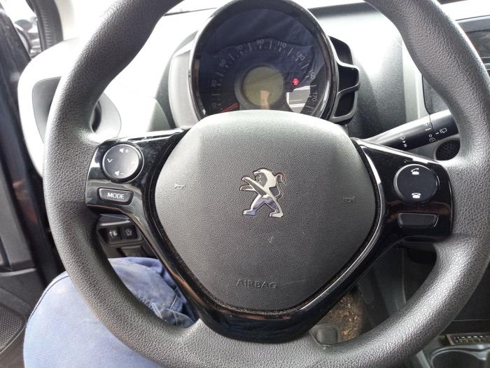 Peugeot 108 1.0 12V Sloopvoertuig (2015, Grijs)