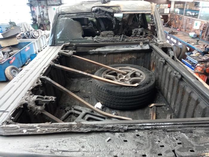 Dodge 1500 Crew Cab 5.7 Hemi V8 4x4 Sloopvoertuig (2021, Zwart)