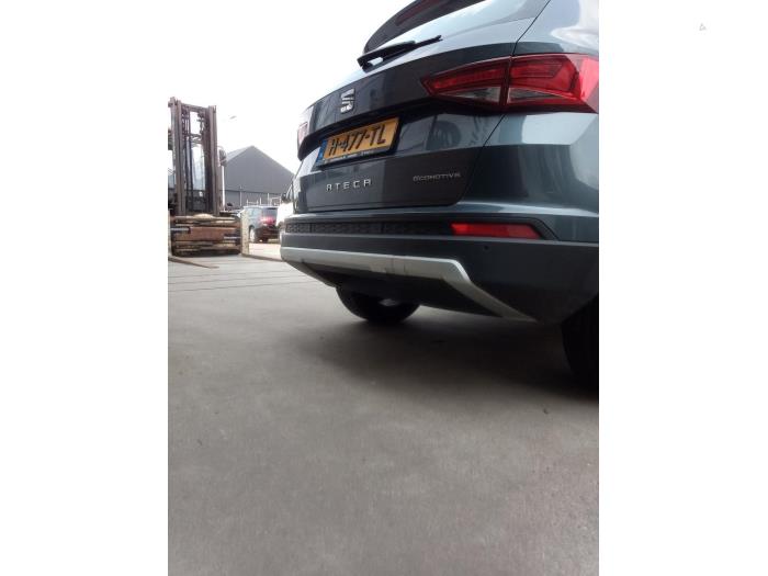 Seat Ateca 1.0 TSI 12V Sloopvoertuig (2017, Grijs)