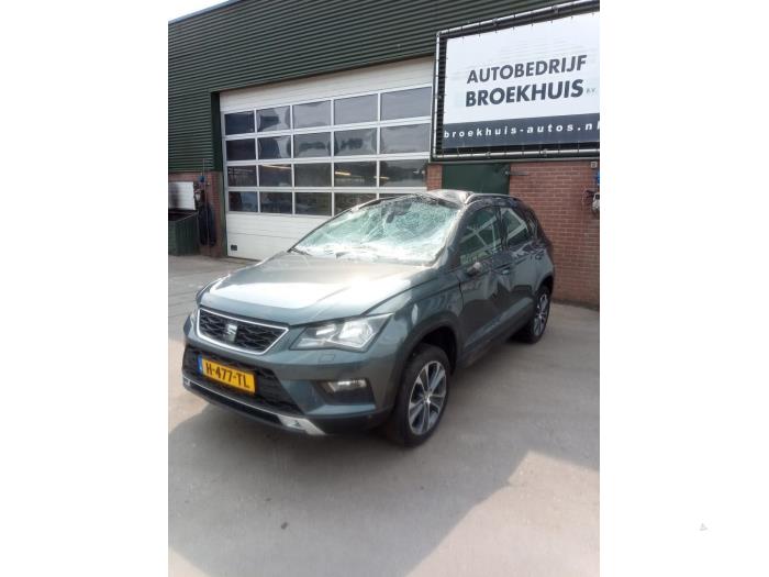 Seat Ateca 1.0 TSI 12V Sloopvoertuig (2017, Grijs)
