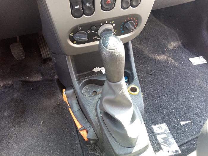 Dacia Sandero I 1.2 16V Sloopvoertuig (2011, Blauw)