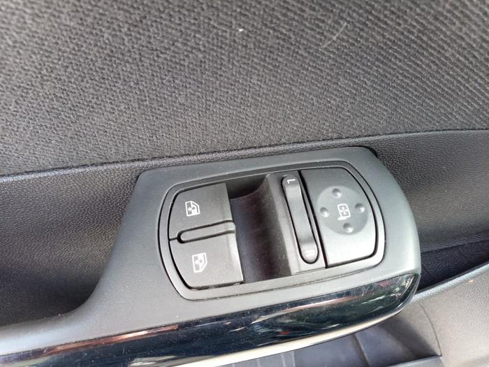 Opel Corsa D 1.4 16V Twinport Sloopvoertuig (2014, Blauw)