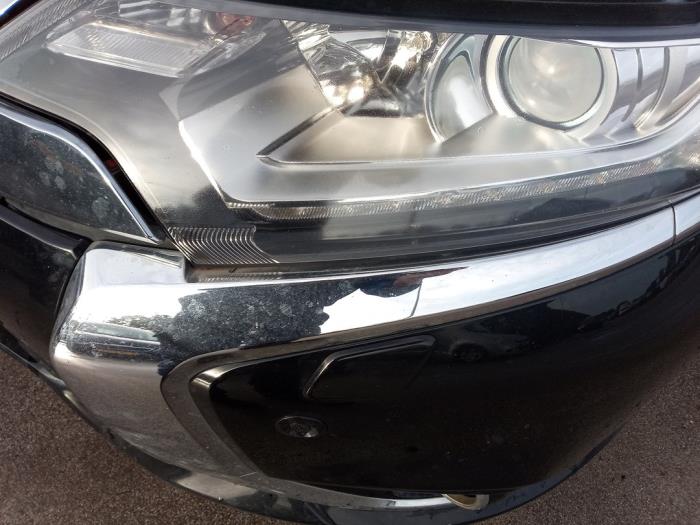 Mitsubishi Outlander 2.0 16V PHEV 4x4 Sloopvoertuig (2015, Zwart)