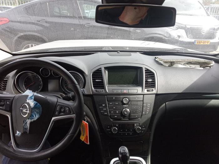 Opel Insignia Sports Tourer 1.8 16V Ecotec Sloopvoertuig (2009, Grijs)