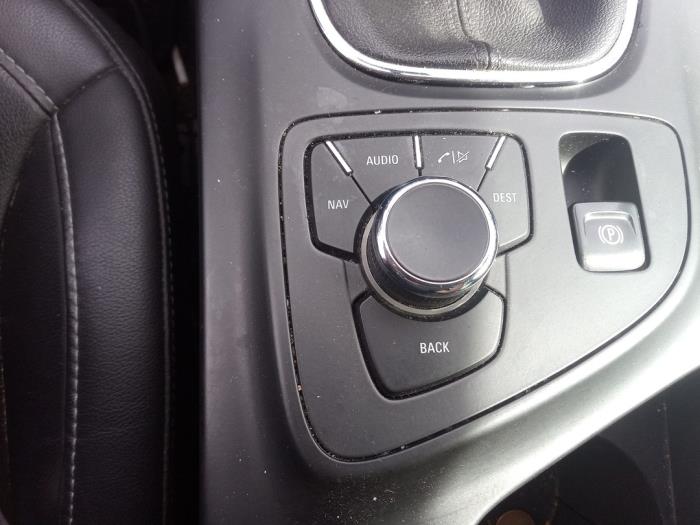 Opel Insignia Sports Tourer 1.8 16V Ecotec Sloopvoertuig (2009, Grijs)