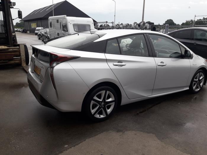 Toyota Prius 1.8 16V Hybrid Sloopvoertuig (2018, Grijs)