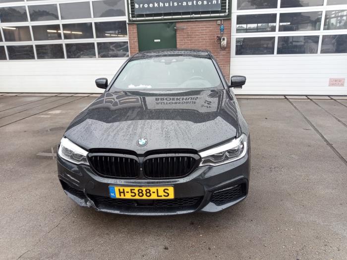 BMW 5 serie 540i 3.0 TwinPower Turbo 24V Sloopvoertuig (2018, Grijs)
