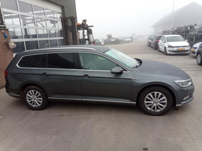 Volkswagen Passat Variant 2.0 TDI 16V 150 Sloopvoertuig (2016, Grijs)