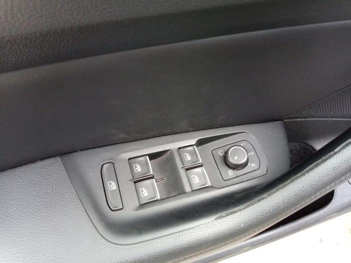 Volkswagen Passat Variant 2.0 TDI 16V 150 Sloopvoertuig (2016, Grijs)