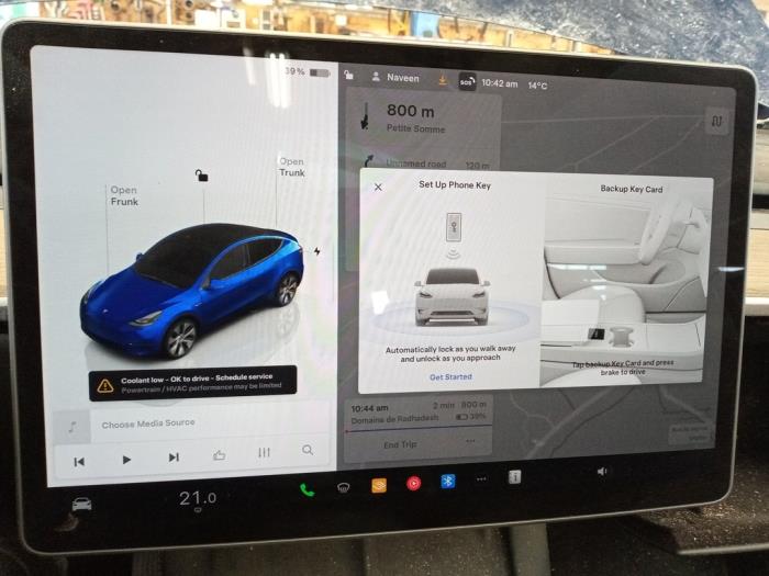Tesla Model Y RWD Sloopvoertuig (2024, Blauw)