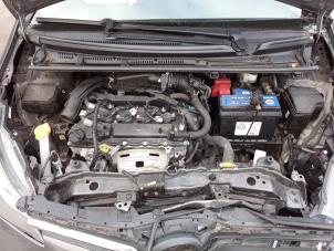 Toyota Yaris III 1.33 16V Dual VVT-I Sloopvoertuig (2015, Grijs)