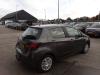 Toyota Yaris III 1.33 16V Dual VVT-I Sloopvoertuig (2015, Grijs)