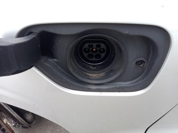 Volvo V60 II 2.0 T8 16V Plug-in Hybrid AWD Sloopvoertuig (2021, Grijs)