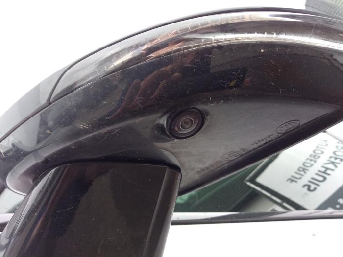 Volvo V60 II 2.0 T8 16V Plug-in Hybrid AWD Sloopvoertuig (2021, Grijs)