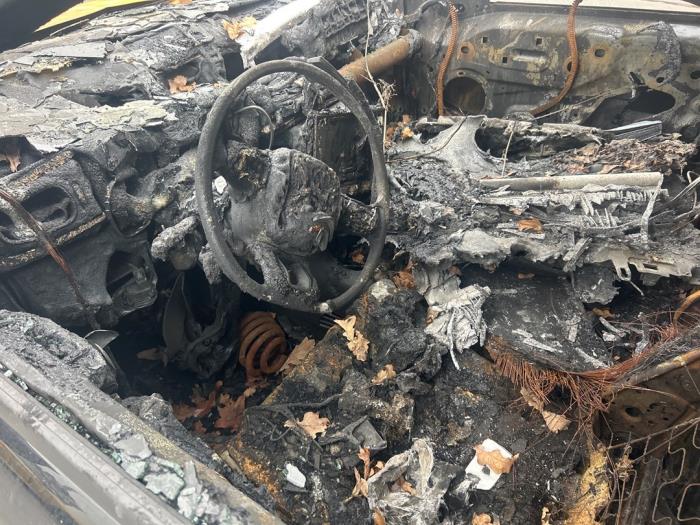 Citroen C3 1.2 12V e-THP PureTech 110 Sloopvoertuig (2017, Zwart, Wit)