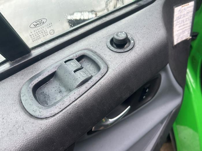 Ford Transit Custom 2.0 TDCi 16V Eco Blue 130 Sloopvoertuig (2016, Graniet)