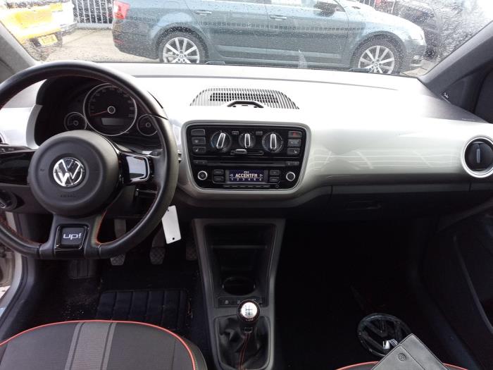 Volkswagen Up! 1.0 12V 75 Sloopvoertuig (2014, Grijs)