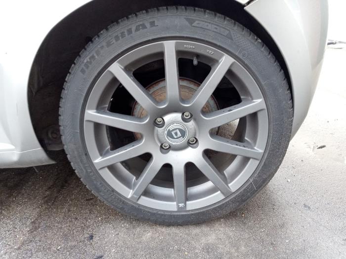 Volkswagen Up! 1.0 12V 75 Sloopvoertuig (2014, Grijs)