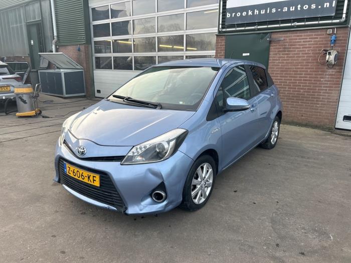 Toyota Yaris III 1.5 16V Hybrid Sloopvoertuig (2014, Blauw)
