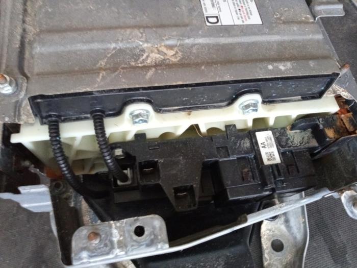 Toyota Yaris III 1.5 16V Hybrid Sloopvoertuig (2014, Blauw)