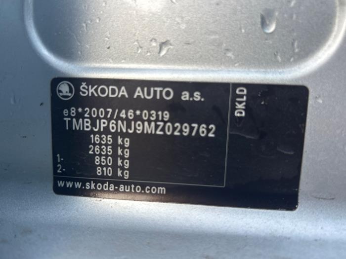 Skoda Fabia III Combi 1.0 TSI 12V Sloopvoertuig (2020, Grijs)