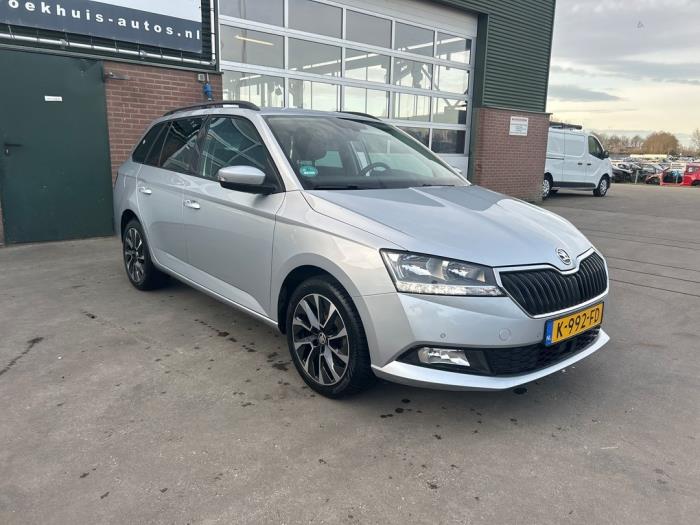 Skoda Fabia III Combi 1.0 TSI 12V Sloopvoertuig (2020, Grijs)
