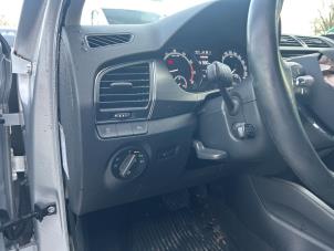 Skoda Fabia III Combi 1.0 TSI 12V Sloopvoertuig (2020, Grijs)