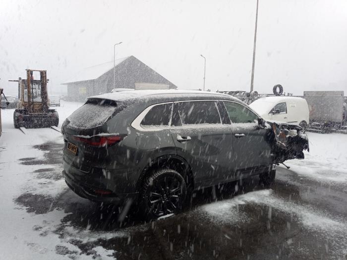 Mazda CX-80 2.5 E-SkyActiv PHEV AWD Sloopvoertuig (2024, Grijs)