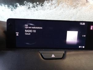 Mazda CX-80 2.5 E-SkyActiv PHEV AWD Sloopvoertuig (2024, Grijs)