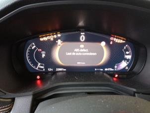 Mazda CX-80 2.5 E-SkyActiv PHEV AWD Sloopvoertuig (2024, Grijs)
