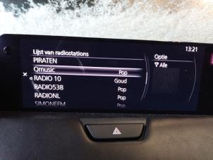 Mazda CX-80 2.5 E-SkyActiv PHEV AWD Sloopvoertuig (2024, Grijs)