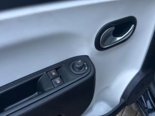 Renault Twingo III 1.0 SCe 75 12V Sloopvoertuig (2020, Zwart)
