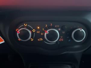 Renault Twingo III 1.0 SCe 75 12V Sloopvoertuig (2020, Zwart)