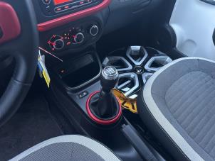 Renault Twingo III 1.0 SCe 75 12V Sloopvoertuig (2020, Zwart)