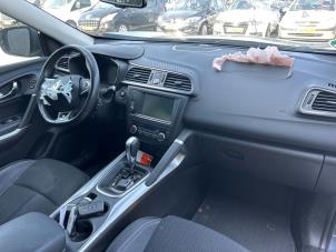 Renault Kadjar 1.2 Energy TCE 130 Sloopvoertuig (2017, Grijs)