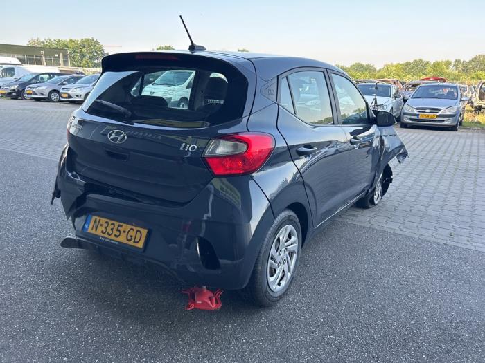 Hyundai i10 1.0 12V Sloopvoertuig (2021, Grijs)