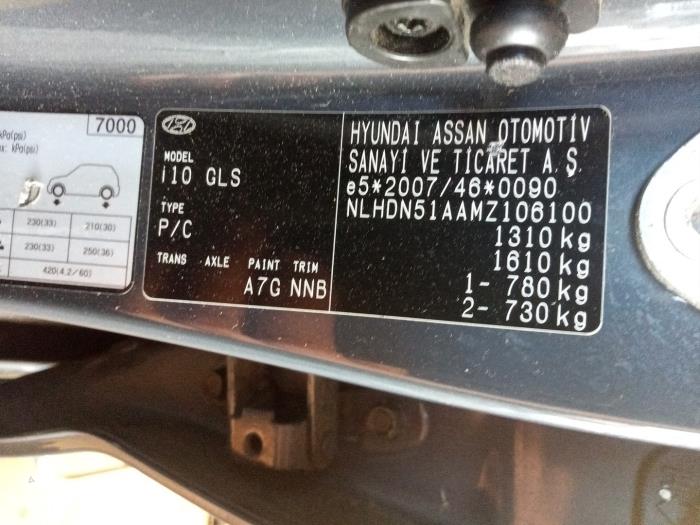 Hyundai i10 1.0 12V Sloopvoertuig (2021, Grijs)