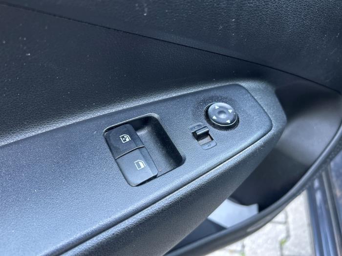 Hyundai i10 1.0 12V Sloopvoertuig (2021, Grijs)