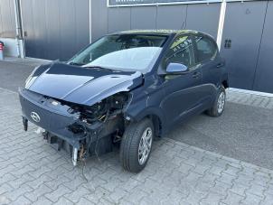 Hyundai i10 1.0 12V Sloopvoertuig (2021, Grijs)