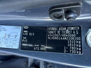 Hyundai i10 1.0 12V Sloopvoertuig (2021, Grijs)