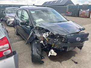 Hyundai i10 1.0 12V Sloopvoertuig (2021, Grijs)