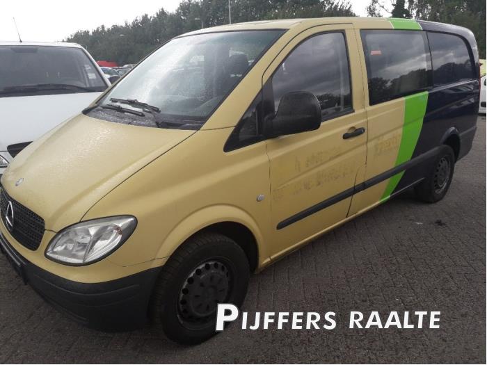 Mercedes Vito 2.2 109 CDI 16V Sloopvoertuig (2008, Blauw)